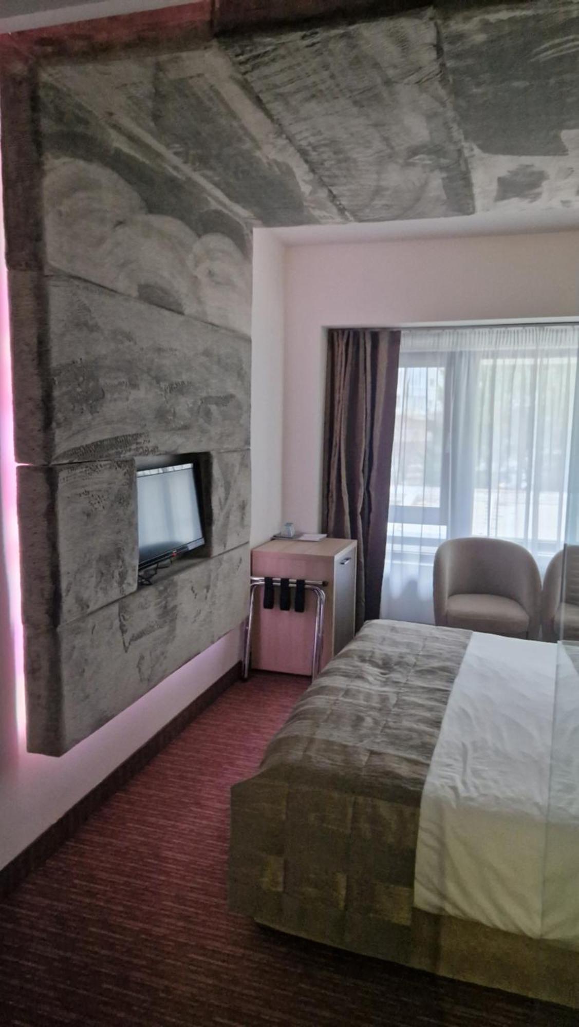 City Hotel & Lounge Slatina  Exterior foto